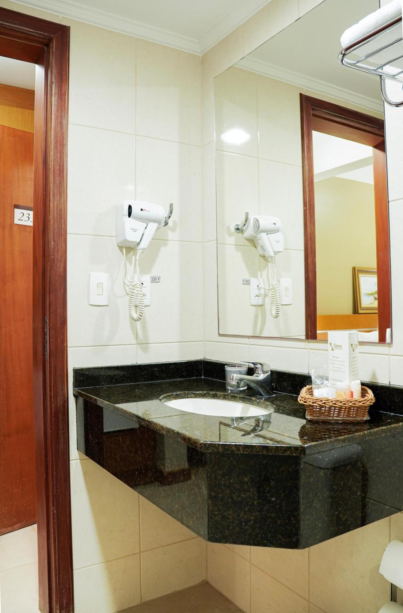 Copas Executive Hotel Cascavel  Εξωτερικό φωτογραφία